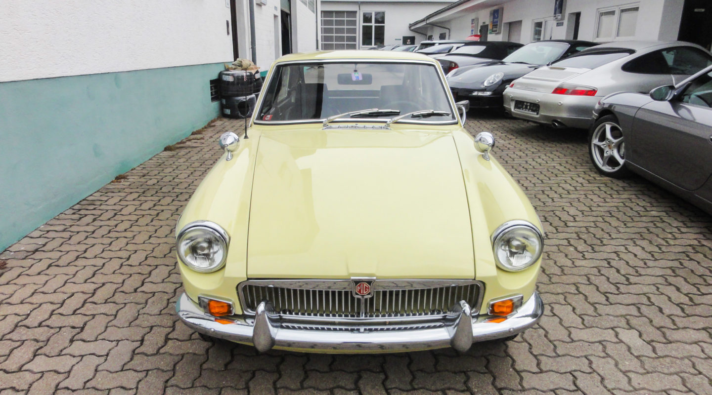 Automobile Genieser, MGB, MGT GT 11, Oldtimer, Liebhaberfahrzeug, Restauration, Bad Dürkheim, Vorderpfalz